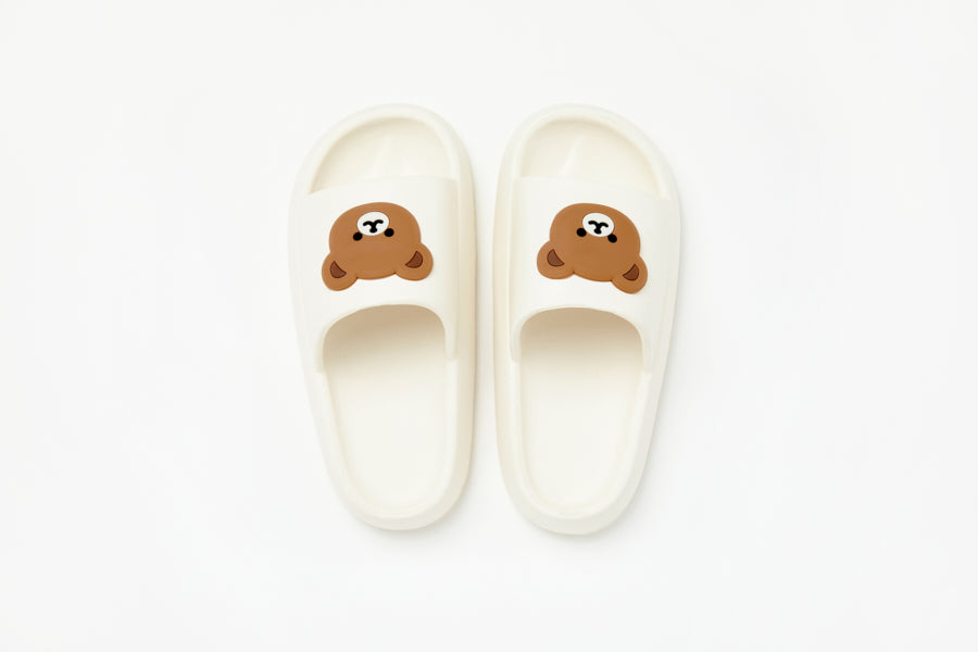 Pom Pom Slippers: Bear 255 (White)