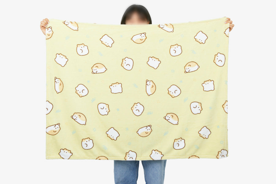 Fleece Blanket (Medium) - Hamster (Light Yellow)