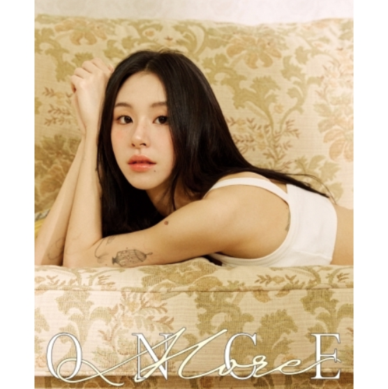 ESQUIRE Photo Book: Once More (Cover: Chaeyoung)