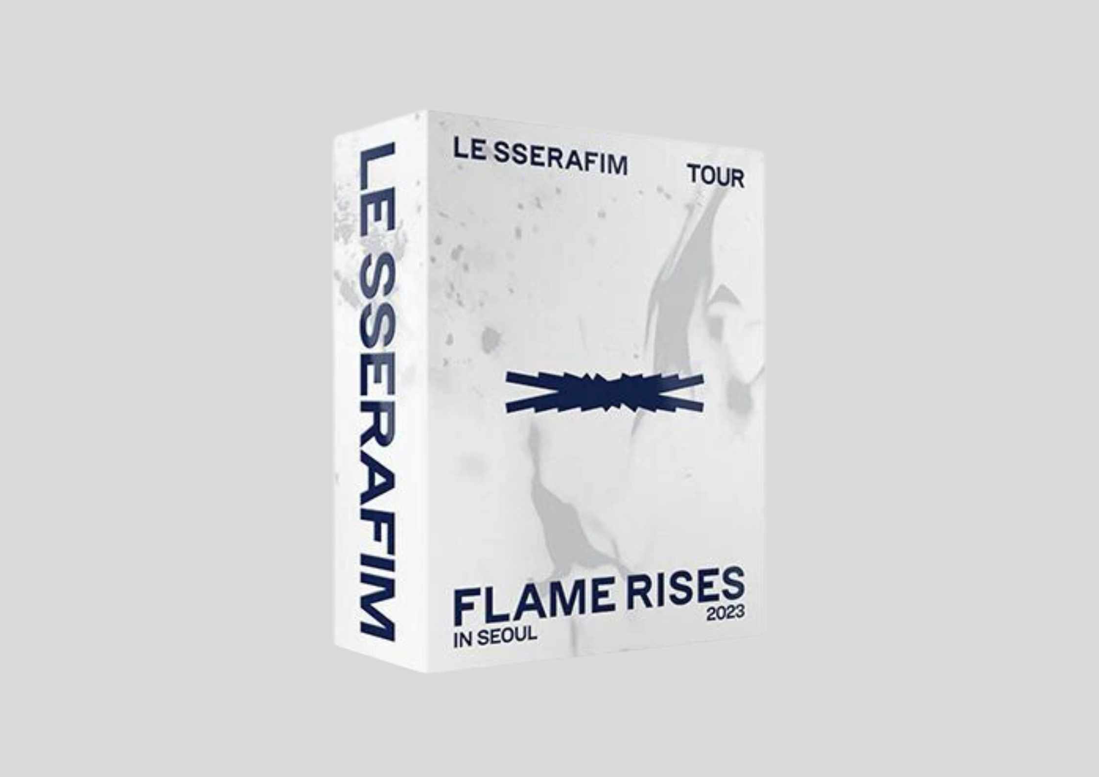 LE SSERAFIM - 2023 LE SSERAFIM TOUR [FLAME RISES]