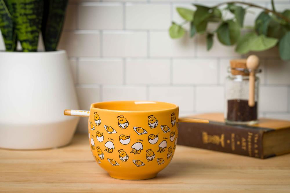 Gudetama 20oz Ceramic Ramen Bowl with Chopsticks