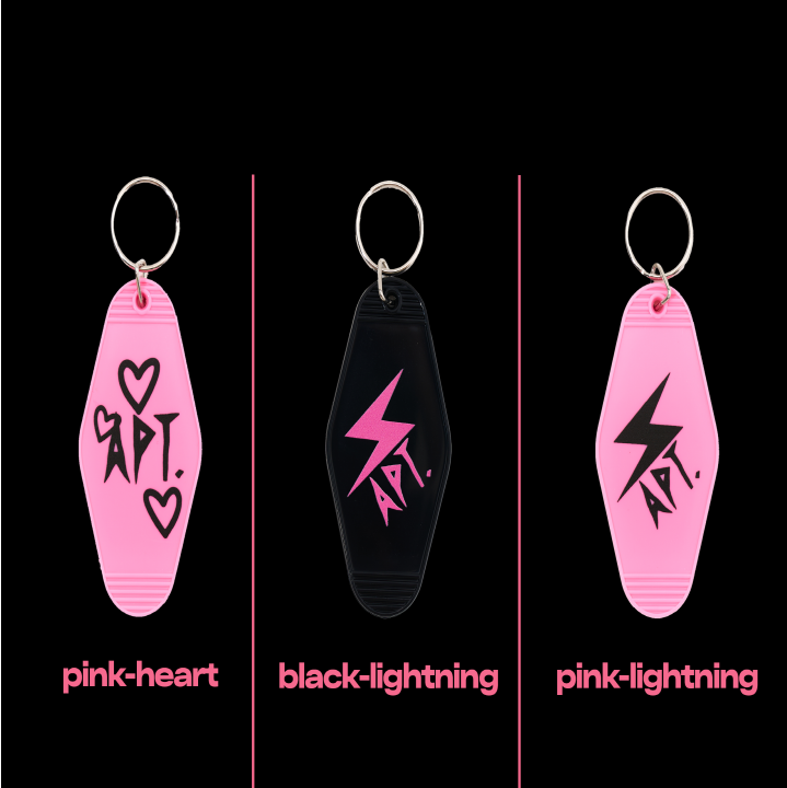 [Pre-Order] ROSÉ - [ROSIE] APT KEYCHAIN